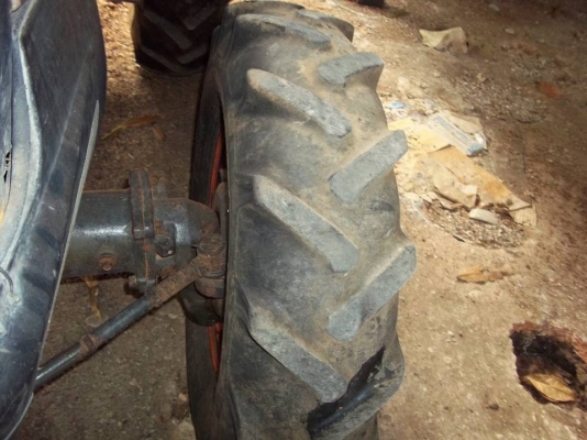 ขาย คูโบต้า 34 แรง 2 เพลา และผาน 6 หนึ่งชุด ( เอกสารเล่มทะเบียน ) ขาย คูโบต้า 34 แรง 2 เพลา และผาน 6 หนึ่งชุด ( เอกสารเล่มทะเบียน )