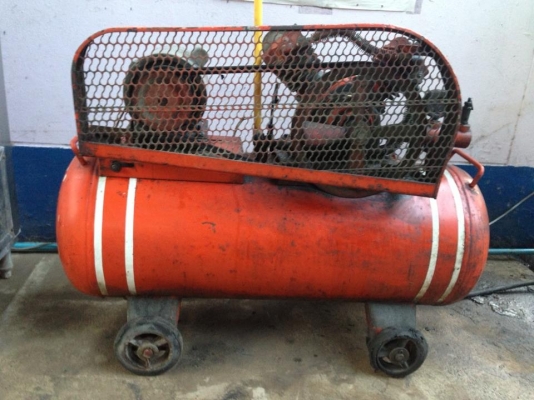 ขายปั๊มลม สภาพดีพร้อมใช้งาน โทร 084-055-7743