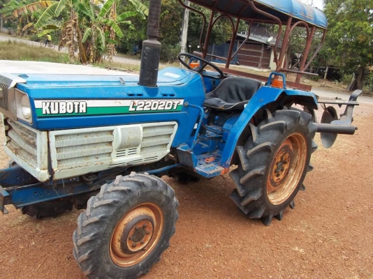 ขาย รถไถคูโบต้า 22 แรง 2 เพลา และผาน 6 หนึ่งชุด ( เก่าญี่ปุ่น ) ขาย รถไถคูโบต้า 22 แรง 2 เพลา และผาน 6 หนึ่งชุด ( เก่าญี่ปุ่น )