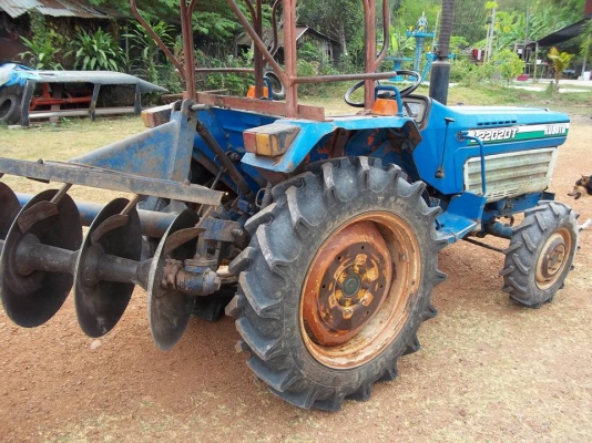 ขาย รถไถคูโบต้า 22 แรง 2 เพลา และผาน 6 หนึ่งชุด ( เก่าญี่ปุ่น ) ขาย รถไถคูโบต้า 22 แรง 2 เพลา และผาน 6 หนึ่งชุด ( เก่าญี่ปุ่น )