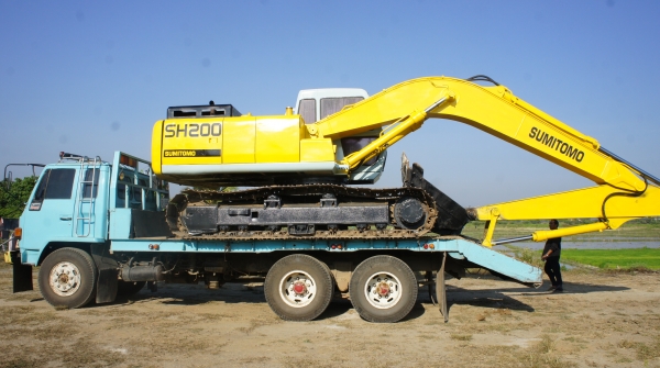 มาก่อนได้ก่อน รีบขายด่วนๆๆๆๆ SUMITOMO SH200-A1 เล่มทะเบียน พร้อมโอน ปั้มแรง รับประกันทำงานไว มาก่อนได้ก่อน รีบขายด่วนๆๆๆๆ SUMITOMO SH200-A1 เล่มทะเบียน พร้อมโอน ปั้มแรง รับประกันทำงานไว