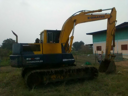 ขายรถแบคโฮ KOMATSU PC-100-3 แผ่น 70 มูมฮาร์มพิเศษ สภาพสวย ใช้งานอยู่