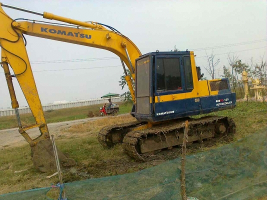 ขายรถแบคโฮ KOMATSU PC-100-3 แผ่น 70 มูมฮาร์มพิเศษ สภาพสวย ใช้งานอยู่