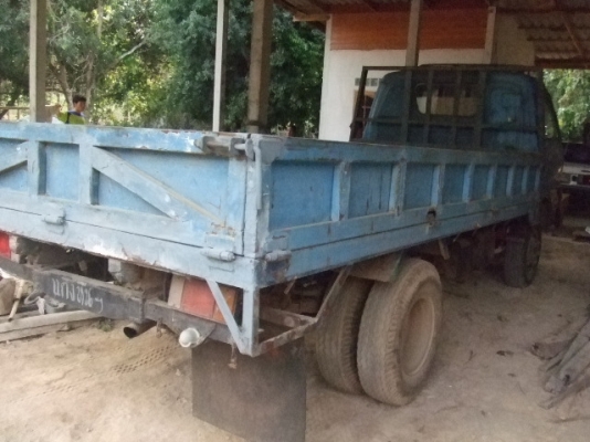 ขายหกล้อ  115  แรง  4BD1  เครื่องดี  คัชซีดี  ภาษีไม่ขาด