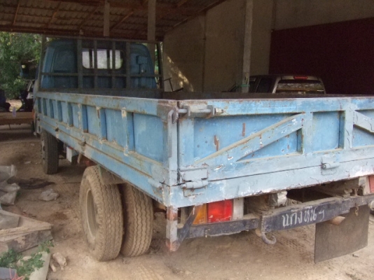 ขายหกล้อ  115  แรง  4BD1  เครื่องดี  คัชซีดี  ภาษีไม่ขาด