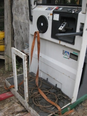 ขาย-รถยกไฟฟ้า พร้อมแมนลิฟต์ ยี่ห้อ NICHIYU: RBS-40-350 เสาสูง 4-6 เมตร มือสองญี่ปุ่น