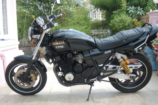 XJR400 ปี2000 Black Edition บวกงานเคฟล่า ท่อสูตร สวยๆๆ