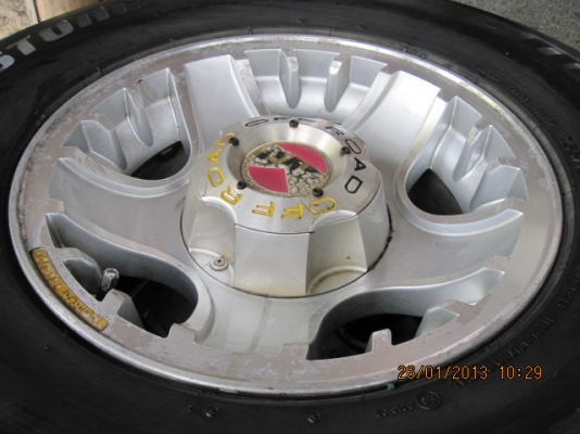 แม็ก 15 ยาง 31 AT ทั้งชุด 8,500