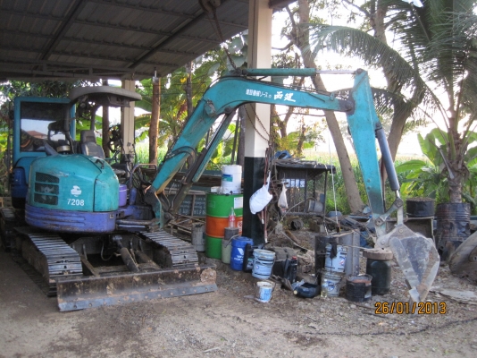 ขายด่วนแบ็คโฮ komatsu p40fr ขายด่วนแบ็คโฮ komatsu p40fr