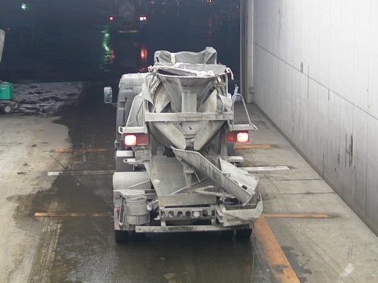 ขายรถโม่ปูน isuzu juston โม่2.5Q นำเข้าญี่ปุ่นเอกสารอินวอยส์