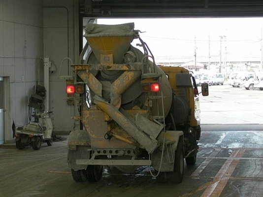 ขายรถโม่ปูน isuzu juston โม่2.5Q นำเข้าญี่ปุ่นเอกสารอินวอยส์