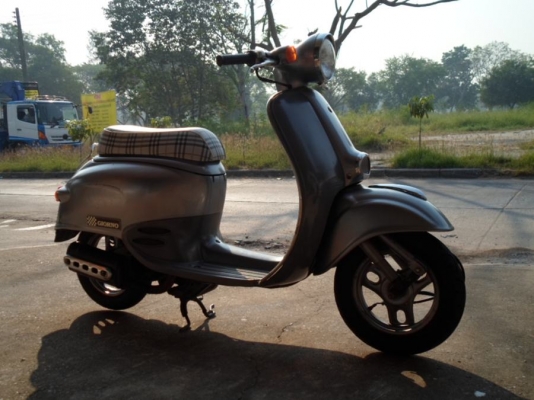 ขาย Giorno 50cc เครื่องฟิตๆแน่นๆ ไม่เยิ้ม สีใหม่ กิ๊กๆ ราคา 17,000 ต่อรองได้