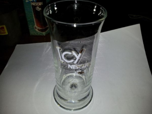 แก้วเนสกาแฟ ปี( 2528-2529 ) พร้อมกล่องมี4ใบ แก้วเนสกาแฟ ปี( 2528-2529 ) พร้อมกล่องมี4ใบ