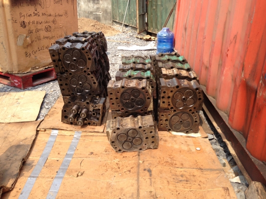 ขายอะไหล่เครื่องcummins kta19, bigcamและcaterpillar