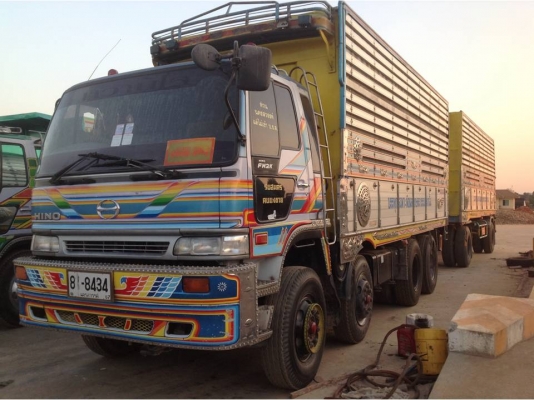 ขาย ฮีโน่ 2K 240 แรง ปี 44 ( พ่วงแม่ ลูก 20 ล้อดั๊มเกษตรเนียม ) ขาย ฮีโน่ 2K 240 แรง ปี 44 ( พ่วงแม่ ลูก 20 ล้อดั๊มเกษตรเนียม )