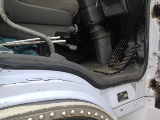 ขาย ฮีโน่ 2K 240 แรง ปี 44 ( พ่วงแม่ ลูก 20 ล้อดั๊มเกษตรเนียม ) ขาย ฮีโน่ 2K 240 แรง ปี 44 ( พ่วงแม่ ลูก 20 ล้อดั๊มเกษตรเนียม )