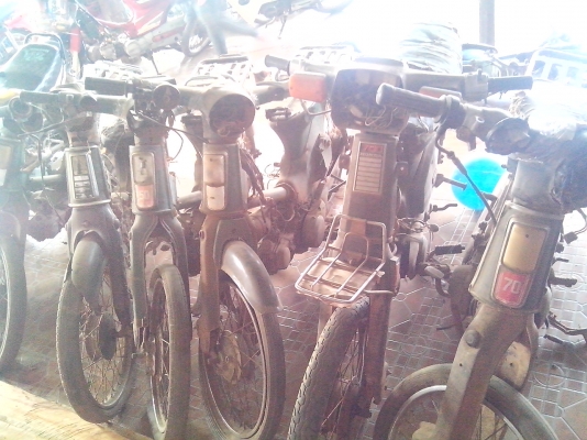 ขาย C65 ถังแยก คันละ 5800 บาท ตามสภาพรวมๆทุกคันใกล้เคียงกัน ขาย C65 ถังแยก คันละ 5800 บาท ตามสภาพรวมๆทุกคันใกล้เคียงกัน