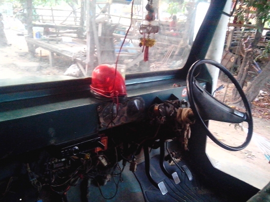 ขายรถจี้บ พร้อมใช้ ราคาถูก ยางดี 55000 บาท เครื่อง isuzu jimmy