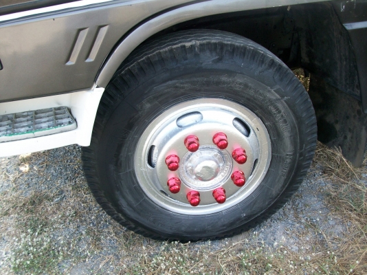 มาอีกแล้วครับ 6ล้อ ตู้10บาน ยาว6.50เมตร สภาพพร้อมใช้ครับ สด/ผ่อนได้ครับ บริการจัดไฟแนนต์ถึงบ้านเลยครับ ดอกเบี้ย 9\%ต่อปีครับ