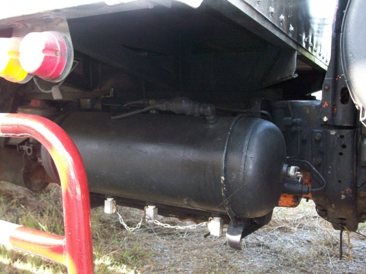 มาอีกแล้วครับ 6ล้อ ตู้10บาน ยาว6.50เมตร สภาพพร้อมใช้ครับ สด/ผ่อนได้ครับ บริการจัดไฟแนนต์ถึงบ้านเลยครับ ดอกเบี้ย 9\%ต่อปีครับ