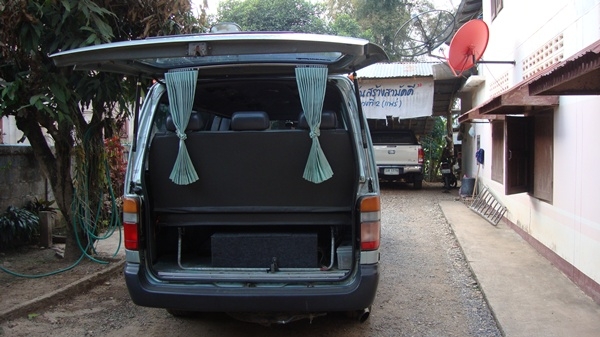 รถตู้หัวจรวจปี97 รถตู้หัวจรวจปี97