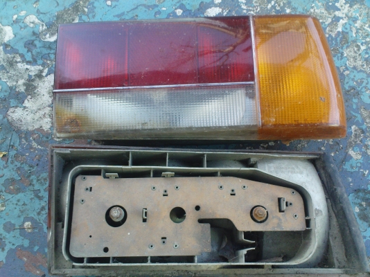 ขาย ไฟท้าย เปอร์โย