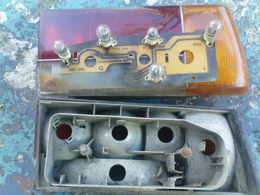 ขาย ไฟท้าย เปอร์โย