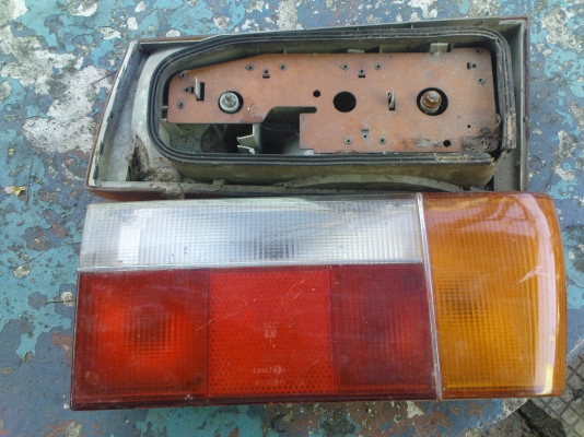 ขาย ไฟท้าย เปอร์โย