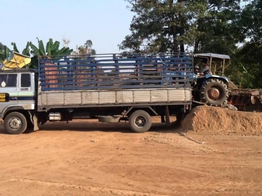 แทรกเตอร์แชป์ 304 4 WD 2 เพลา พวงมาลัยเพาเวอร์ ตามสภาพ..ถูกๆ