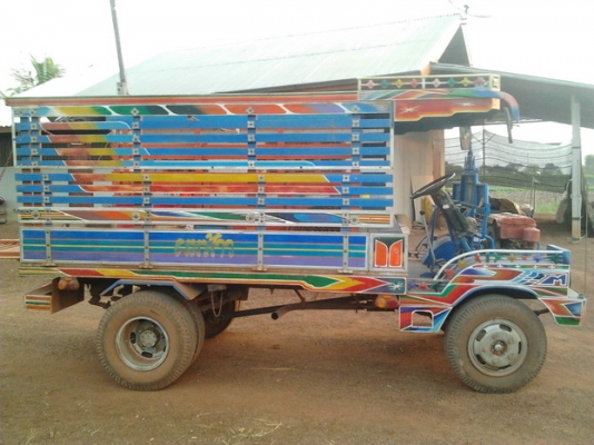 ขายด่วน รถอีแต๋น 6 ล้อบรรทุก KUBOTA 11 แรง เครื่อง ET11 ช่วงล่างใหญ่เฟืองท้ายของ ISUZU KS 110 แรง คัชซีหน้า 5 คลัชท์แบบแห้ง ยาง 7.50 ขอบ 16 สภาพดีพร้อมบรรทุกพร้อมใช้งานได้เลย ราคาต่อรองได้ครับ