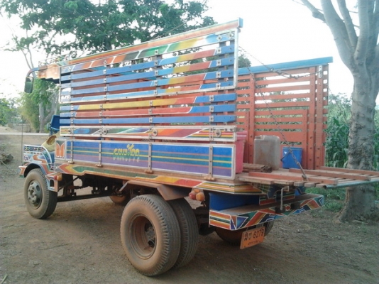 ขายด่วน รถอีแต๋น 6 ล้อบรรทุก KUBOTA 11 แรง เครื่อง ET11 ช่วงล่างใหญ่เฟืองท้ายของ ISUZU KS 110 แรง คัชซีหน้า 5 คลัชท์แบบแห้ง ยาง 7.50 ขอบ 16 สภาพดีพร้อมบรรทุกพร้อมใช้งานได้เลย ราคาต่อรองได้ครับ