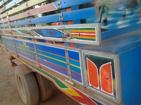 ขายด่วน รถอีแต๋น 6 ล้อบรรทุก KUBOTA 11 แรง เครื่อง ET11 ช่วงล่างใหญ่เฟืองท้ายของ ISUZU KS 110 แรง คัชซีหน้า 5 คลัชท์แบบแห้ง ยาง 7.50 ขอบ 16 สภาพดีพร้อมบรรทุกพร้อมใช้งานได้เลย ราคาต่อรองได้ครับ