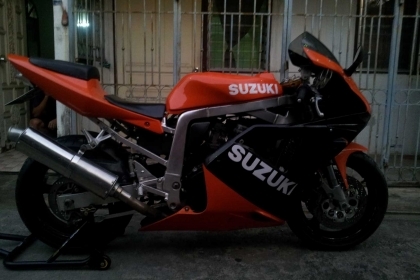 Re: ขาย suzuki gsx 750 sling shot ภาษีปี 57 77,000 บาท