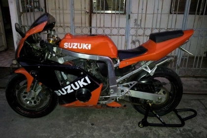 Re: ขาย suzuki gsx 750 sling shot ภาษีปี 57 77,000 บาท
