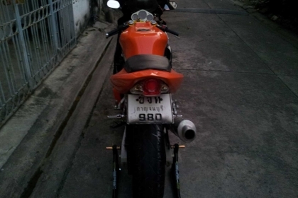 Re: ขาย suzuki gsx 750 sling shot ภาษีปี 57 77,000 บาท