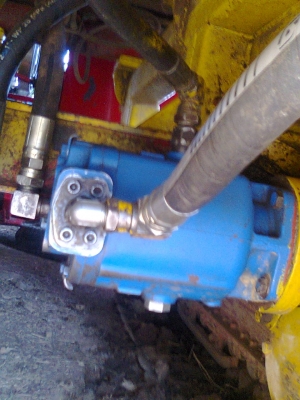 ขายรถเกี่ยวเกษตรพัฒนาไอ้หนุ่มไวไฟราคาถูกคุณภาพดี