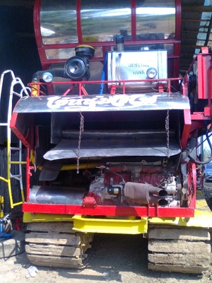 ขายรถเกี่ยวเกษตรพัฒนาไอ้หนุ่มไวไฟราคาถูกคุณภาพดี