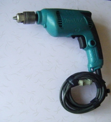 ขาย-สว่านไฟฟ้า มากิต้า 6412 450W เครื่องพร้อมใช้ตรวจเช็คสภาพแล้วและเปลียนลูกปืนและถ่าน ราคาไม่แพงครับ ขาย-สว่านไฟฟ้า มากิต้า 6412 450W เครื่องพร้อมใช้ตรวจเช็คสภาพแล้วและเปลียนลูกปืนและถ่าน ราคาไม่แพงครับ