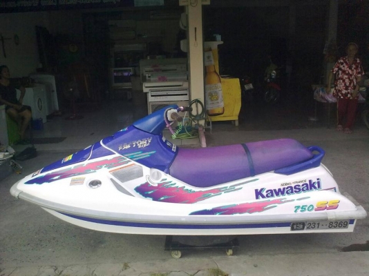 **** ขาย kawasaki 750 cc  นำเข้าญี่ปุ่น ****