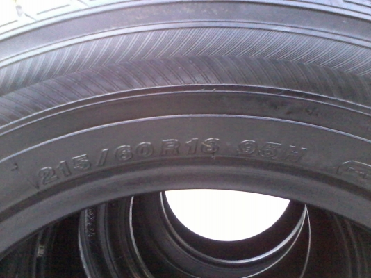 ขาย ยาง YOKOHAMA 215/60R16 ยางปี 10 ยางสวย