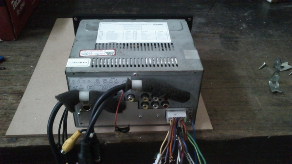 ขายวิทยุ2dinของbostwick จอ6นิ้วต่อกล้องมองหลังได้