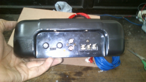 ขายsub box 8นิ้วเพาว์เวอว์ในตัว