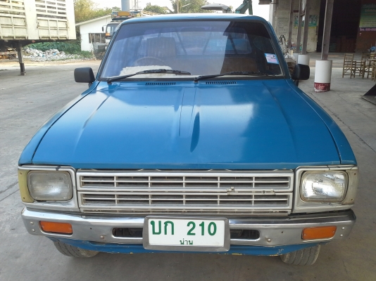 ขายด่วน อยากขายมากรีบใช่เงิน  โตโยต้า RN 30 4ขอ โทร 089-9226456