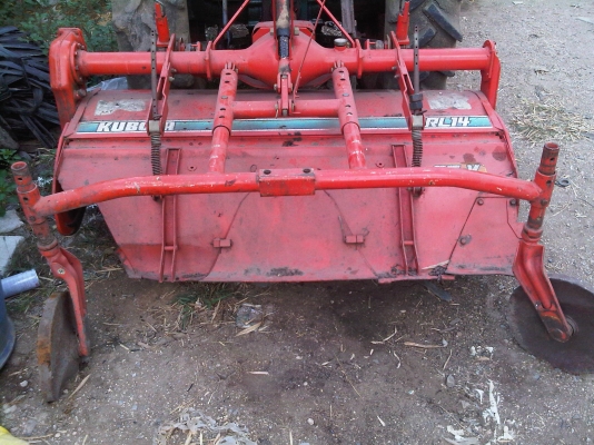ขายโรตาลี่ Kubota RL14 พร้อมยอยปั่น1.40 เมตรครับ สภาพเดิมๆแบบยังไม่ถอดล้อครับ