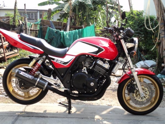 วุฒินนบุรี//ลดกระหน่ำ CB400สวยจัดสีดีทำมาใหม่ๆรถเก็บงานใหม่หมดท่อแต่งสวยๆ