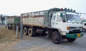ขายรถ 18 ล้อดัมพ์แม่ลูก ISUZU ROCKY ดัมพ์ 2 เพลา เกียร์ฟูลเลอร์ ขายรถ 18 ล้อดัมพ์แม่ลูก ISUZU ROCKY ดัมพ์ 2 เพลา เกียร์ฟูลเลอร์