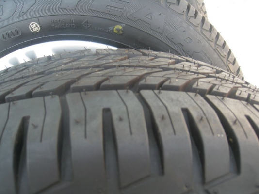 ขายล้อกะทะ Honda Jazz  15" 4รู 100 +ยาง ปี 12 + ฝาครอบ (081-3747940)