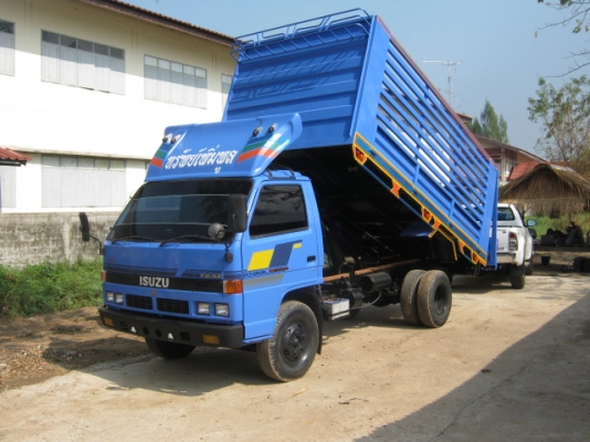 ขายถูก อีซูซุ NPR115 ดั้มต่อใหม่ 0878515148