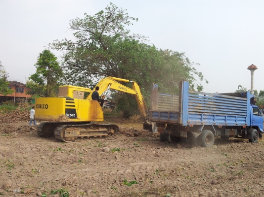 ขายรถแบคโฮ