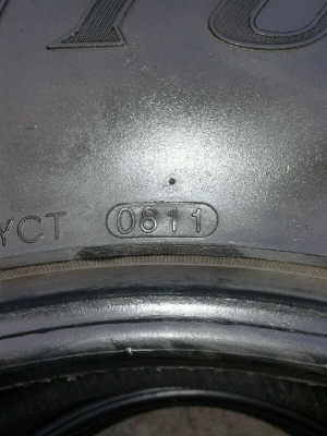 ขายยางMud265/75R16ปี11